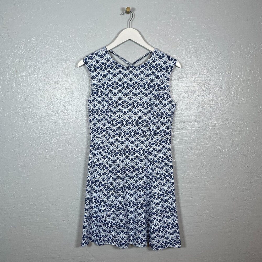 Title Nine Women S Blue White Tidal Wave Steadfast Dress Stretch Pocket Granola